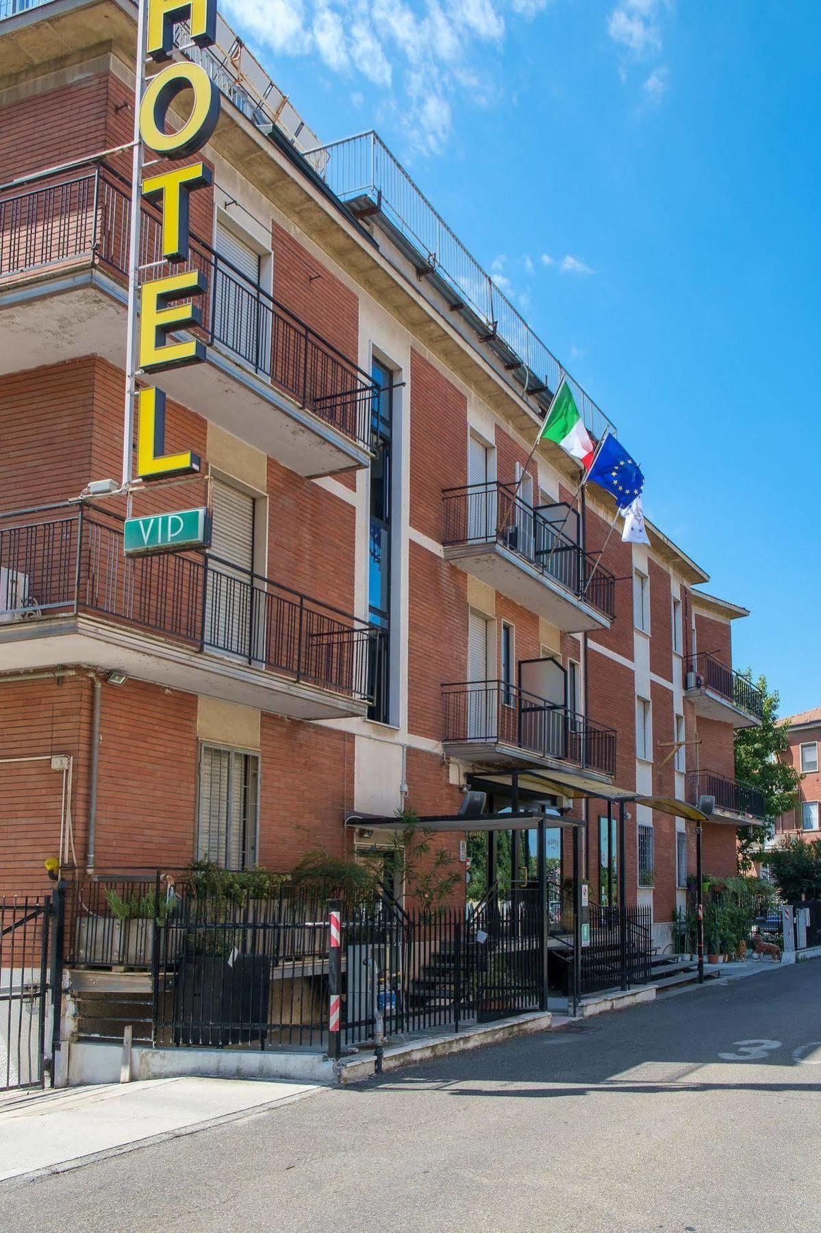 Vip Hotel Piacenza Exterior foto